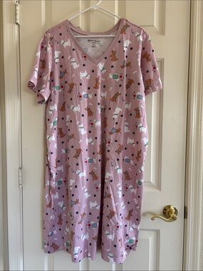 Woman’s Pink Dog-Print Nightshirt - Cozy Sleep Tee